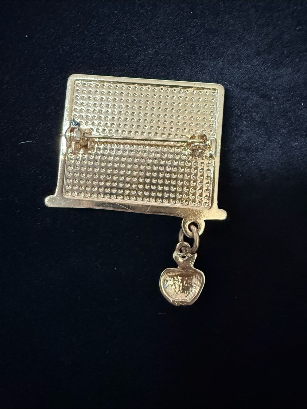 Vintage A+ Teacher Brooch Pin Gold Tone Enamel Chalkboard Dangle Apple Charm VTG - Picture 3 of 6